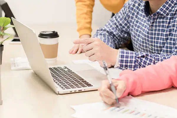 乍得的人到比利时旅游的老外无障碍沟通路线攻略