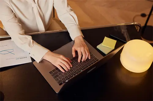 拉脱维亚的人到比利时旅游的七天旅游攻略