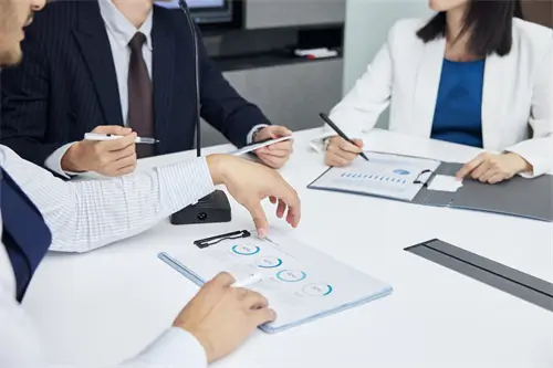 阿尔及利亚人去到比利时旅游的老外避坑指南