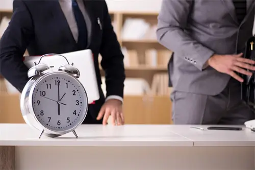 纳米比亚那边到比利时旅游的价格是多少